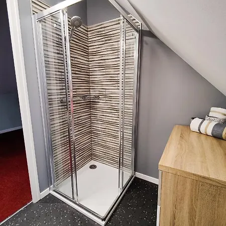 Les Grandes Menieres Proche Du Pal 3* Le Donjon