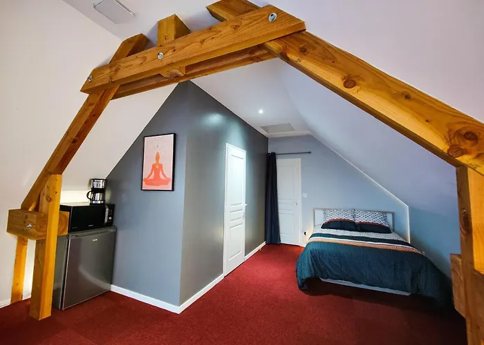 Bed & Breakfast Les Grandes Menieres Proche Du Pal 3*